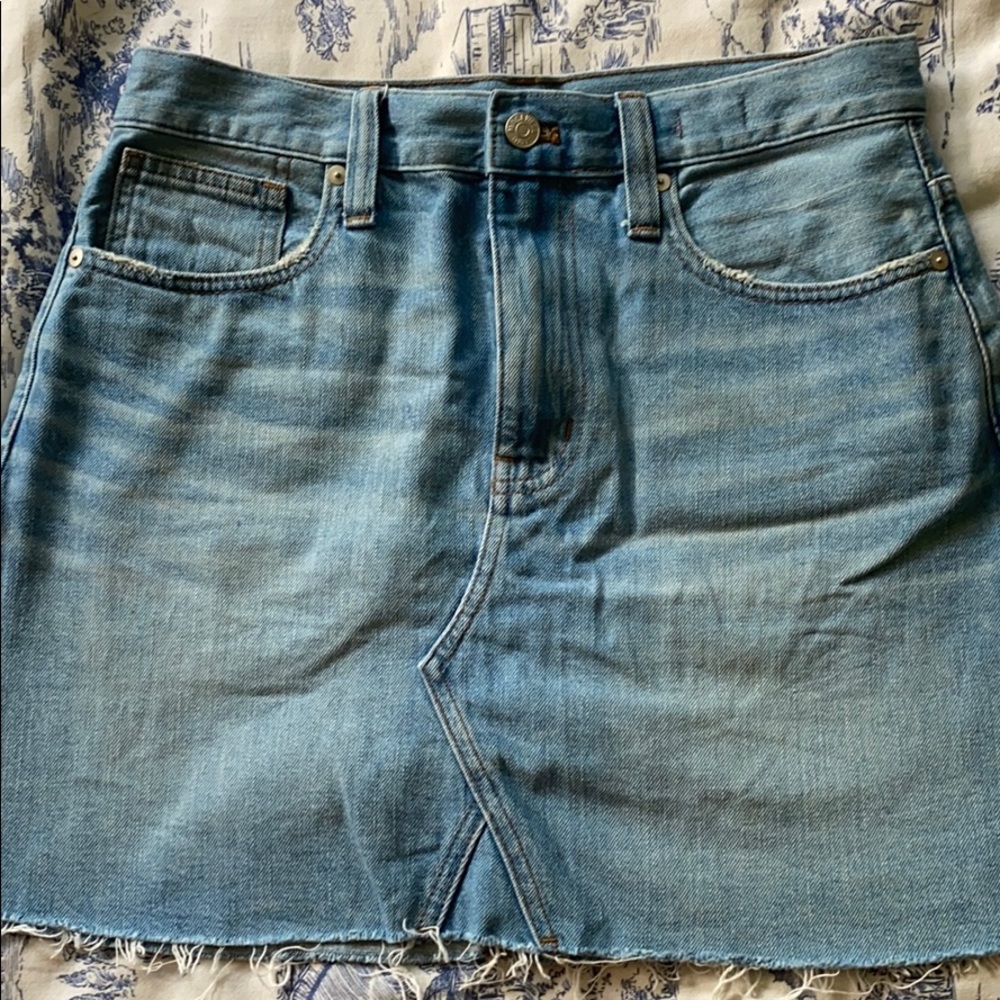 Rigid Demin A-Line Mini Skirt in Leandra Wash